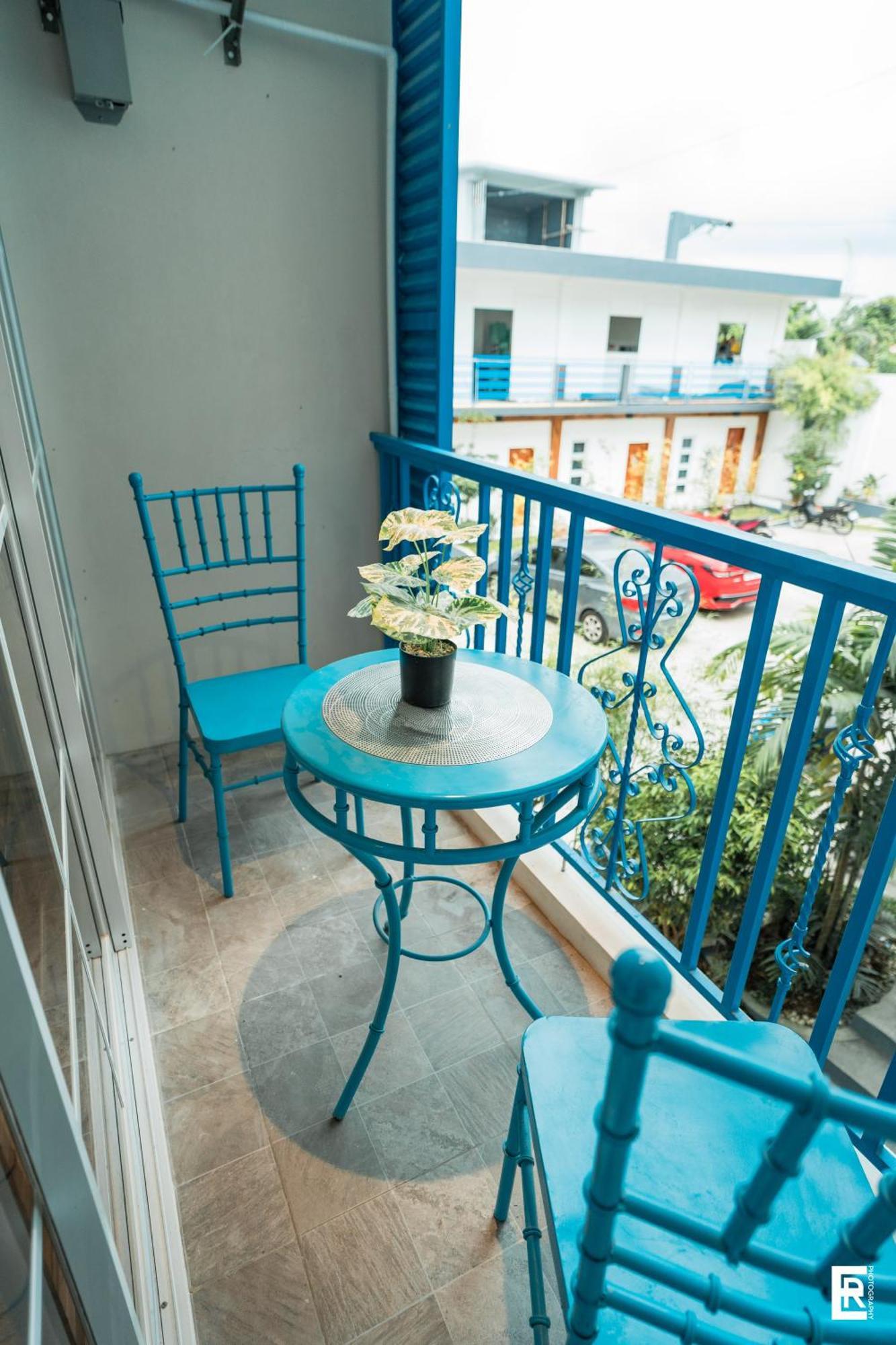 Bernese Resort Hotel Powered By Cocotel Ligao Habitación foto